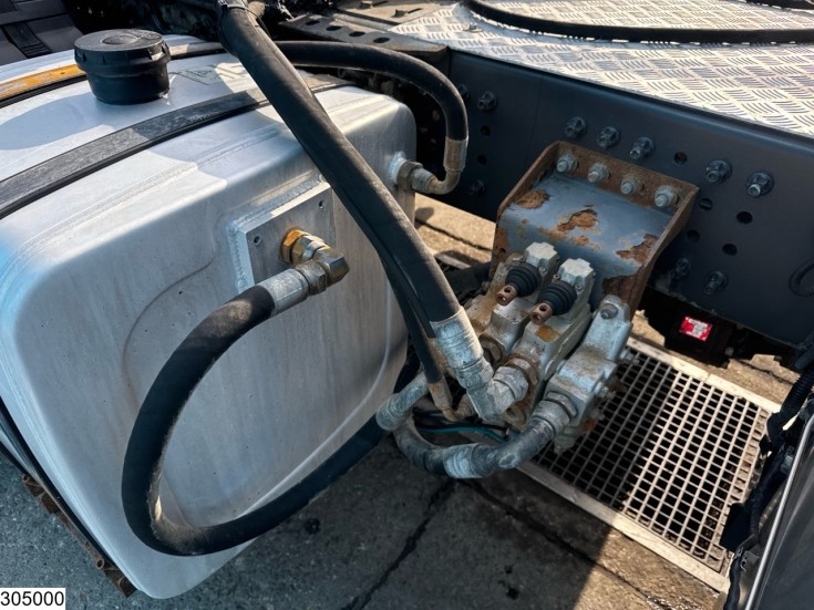 Mercedes Actros 1848