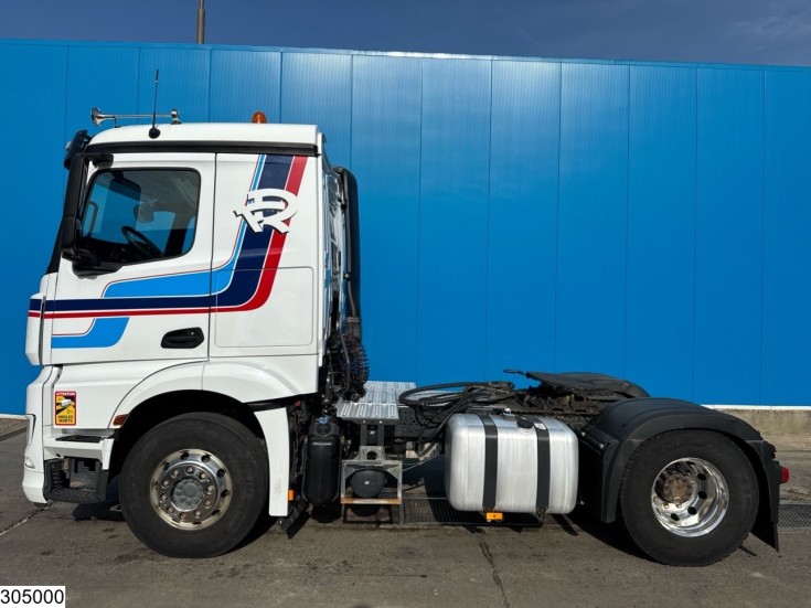 Mercedes Actros 1848