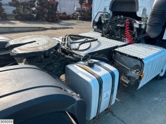 Mercedes Actros 1848