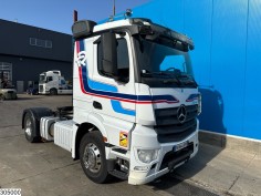 Mercedes Actros 1848