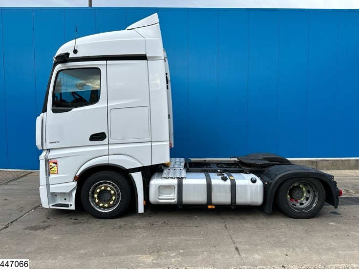 Mercedes Actros 1845