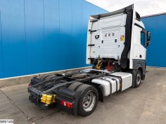 Mercedes Actros 1845