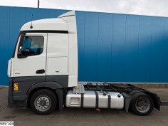 Mercedes Actros 1845