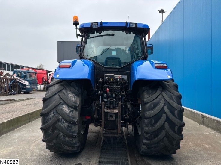 New Holland T 7.210