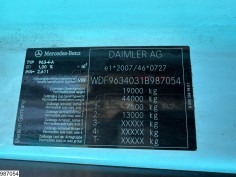 Mercedes Actros 1843