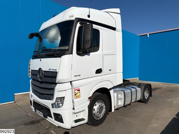Mercedes Actros 1845