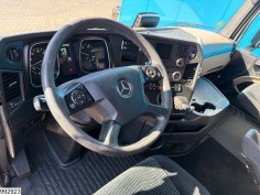 Mercedes Actros 1845