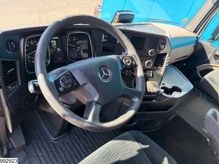Mercedes Actros 1845