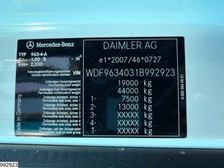 Mercedes Actros 1845