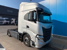 Iveco S way 460