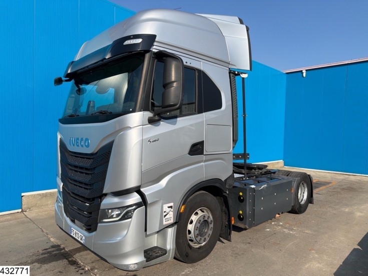 Iveco S way 460