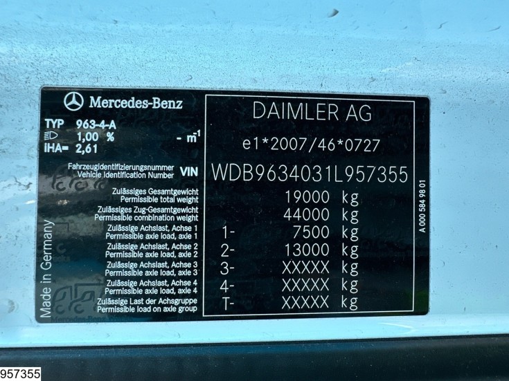 Mercedes Actros 1845