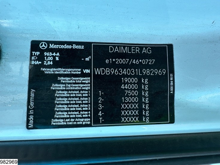 Mercedes Actros 1843