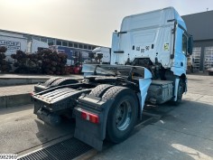 Mercedes Actros 1843