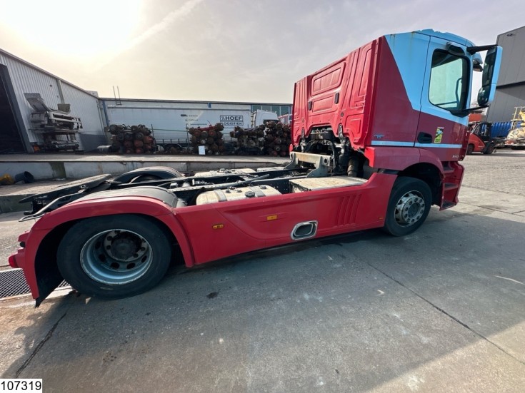 Mercedes Actros 1843