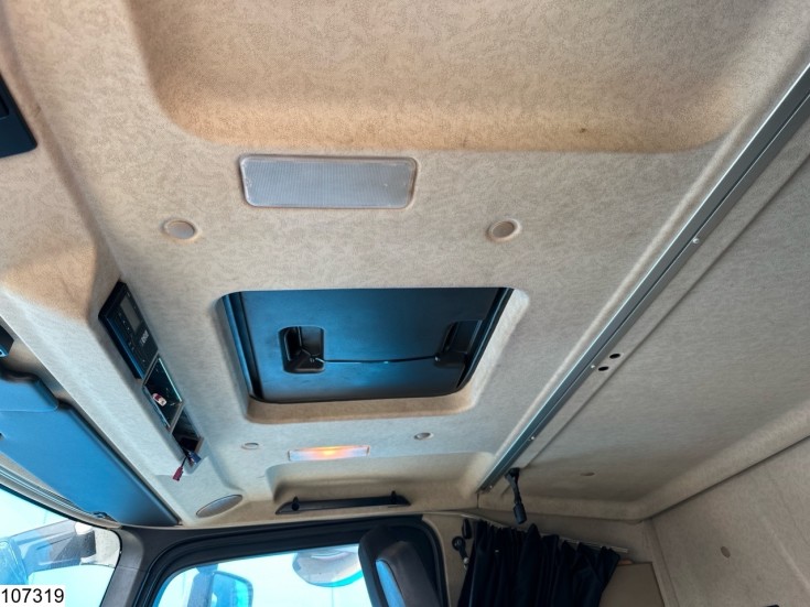 Mercedes Actros 1843