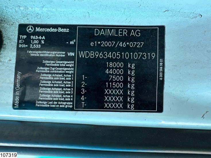 Mercedes Actros 1843