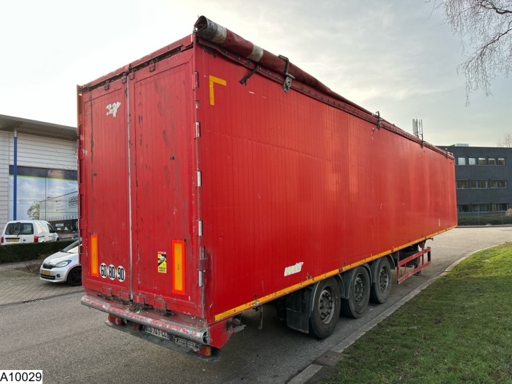 Benalu Walking floor