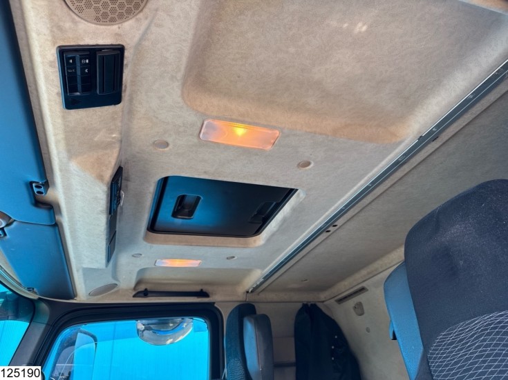 Mercedes Actros 2043