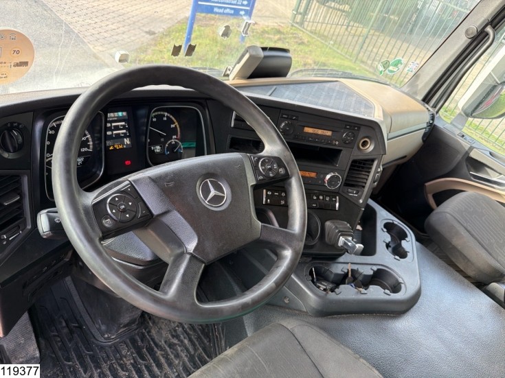 Mercedes Actros 1843