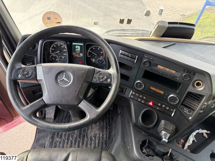 Mercedes Actros 1843