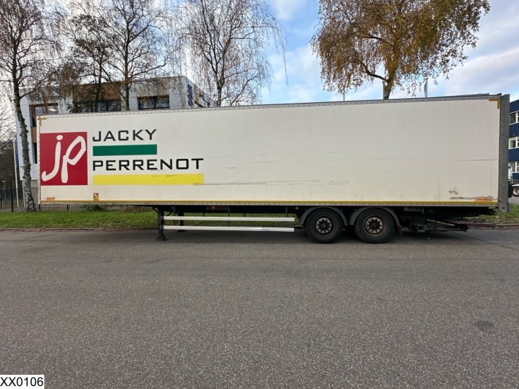 Fruehauf gesloten bak