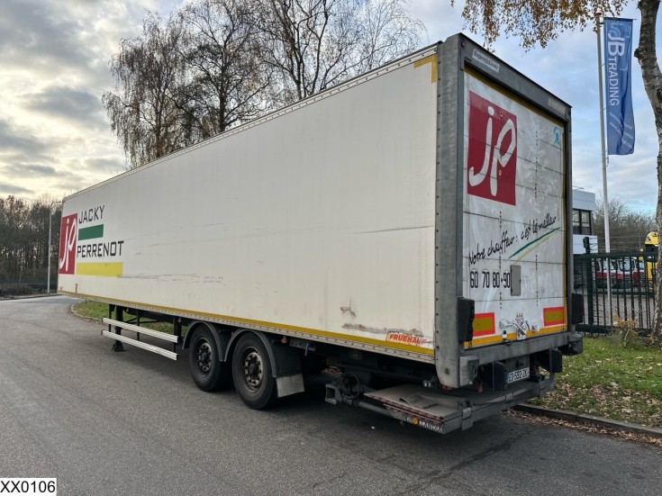 Fruehauf gesloten bak