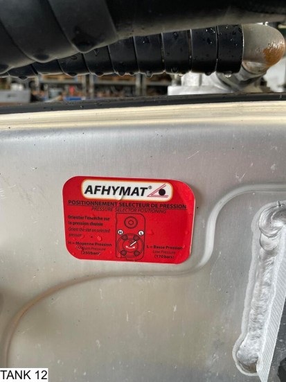 Afhymat Pump, tank and hydraulic hoses