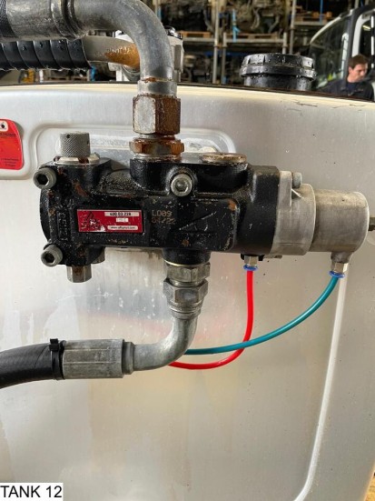 Afhymat Pump, tank and hydraulic hoses