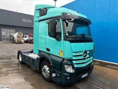 Mercedes Actros 1848