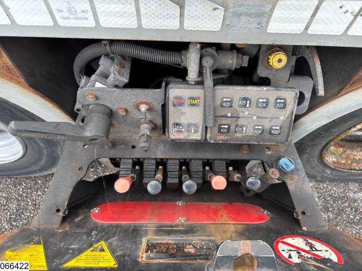 Mercedes Actros 1843