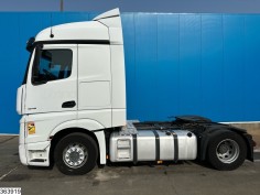 Mercedes Actros 1845