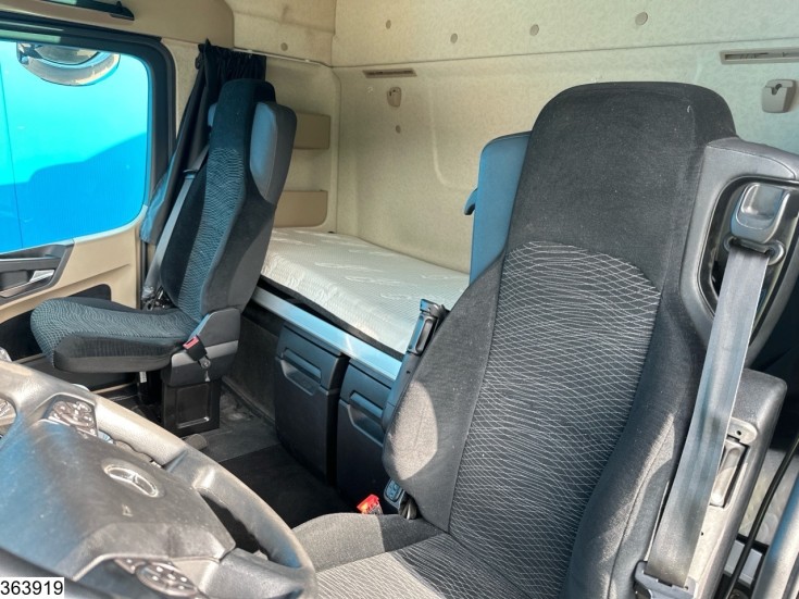 Mercedes Actros 1845