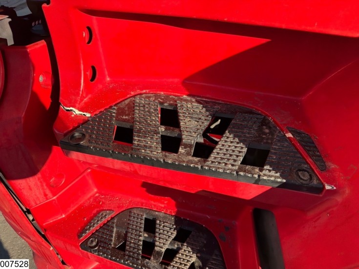 Mercedes Actros 1843