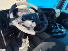Mercedes Actros 1843