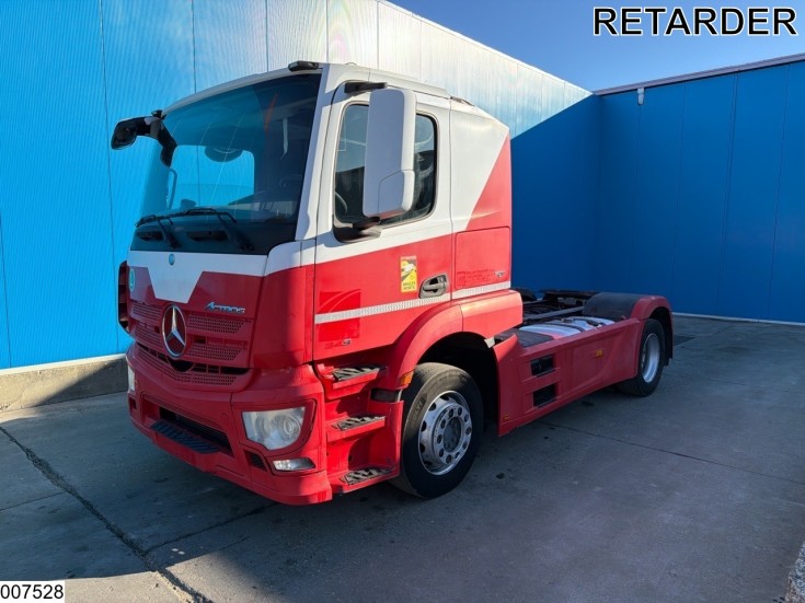 Mercedes Actros 1843