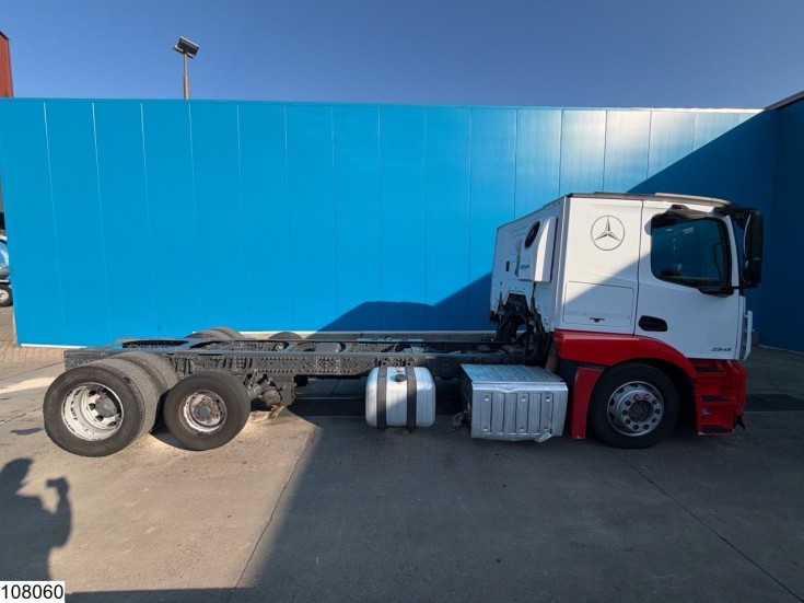 Mercedes Actros 2343