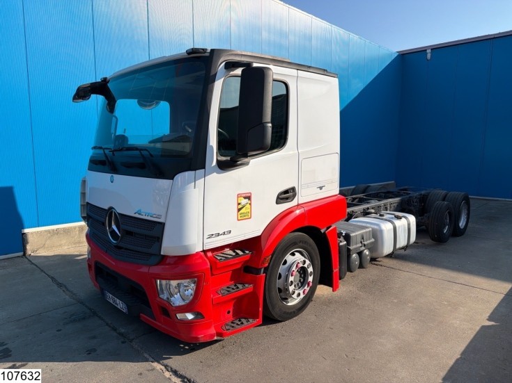Mercedes Actros 2343