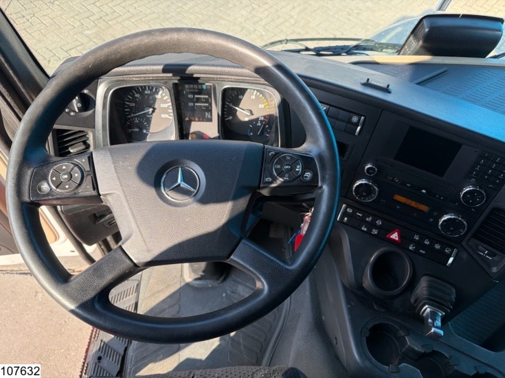 Mercedes Actros 2343