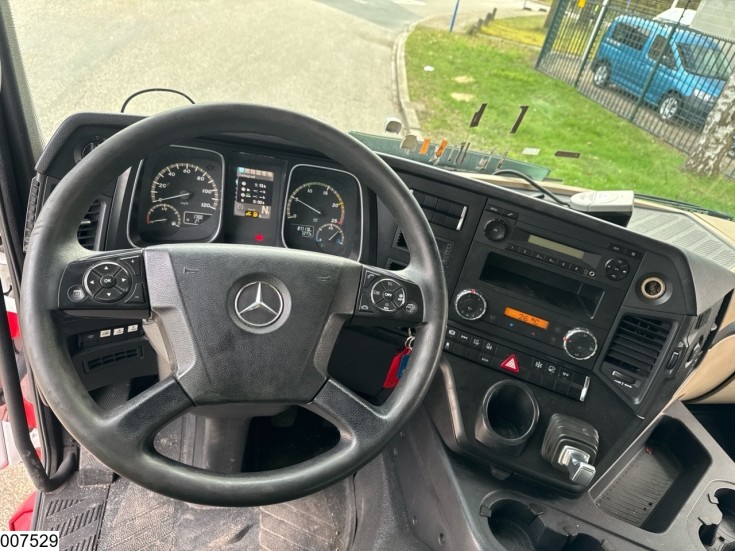 Mercedes Actros 1843