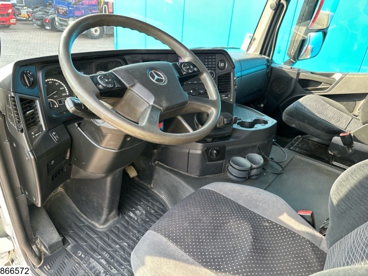 Mercedes Actros 3245