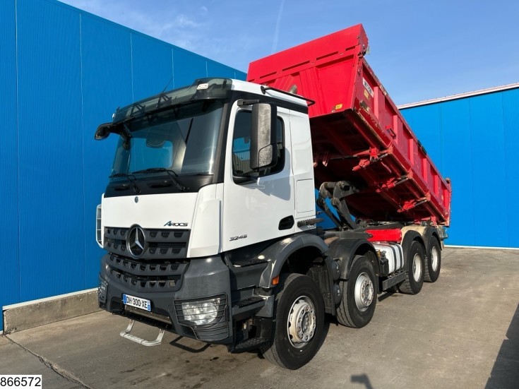 Mercedes Actros 3245