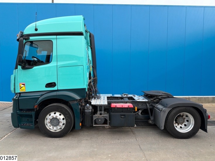 Mercedes Actros 1848