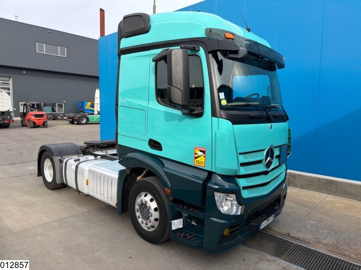 Mercedes Actros 1848