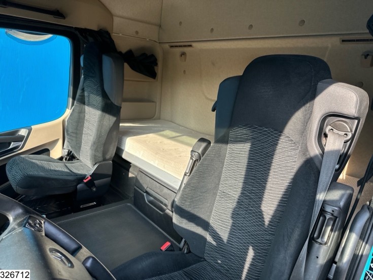 Mercedes Actros 1848