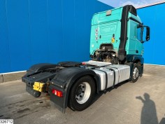 Mercedes Actros 1848