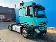 Mercedes Actros 1848