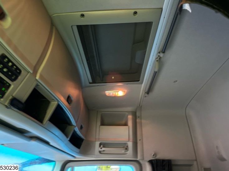 Mercedes Actros 1844