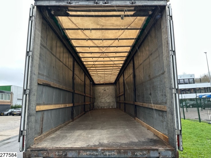 Schwarzmuller Tautliner