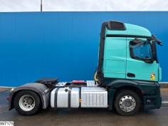 Mercedes Actros 1848